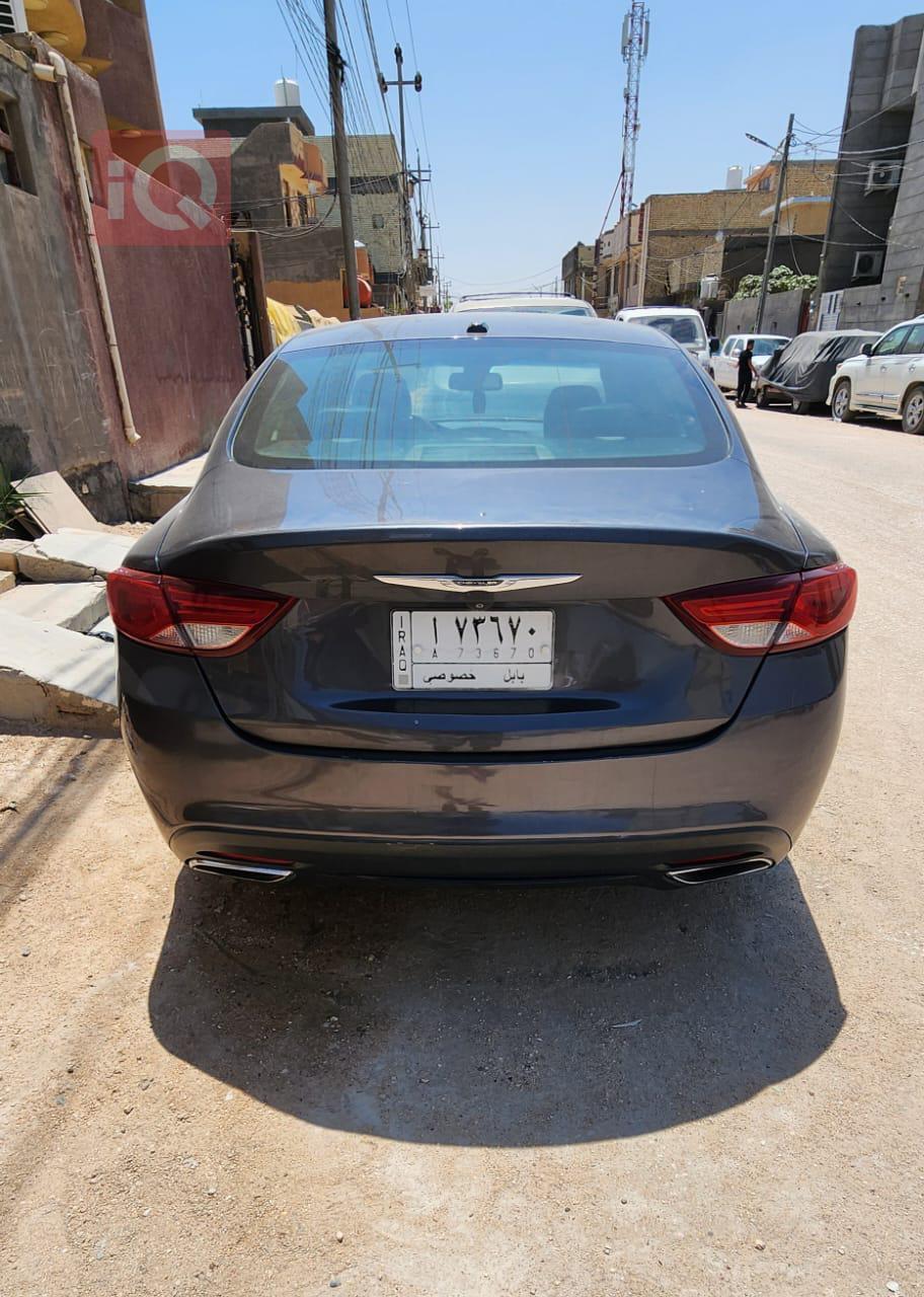 كرايسلر 200